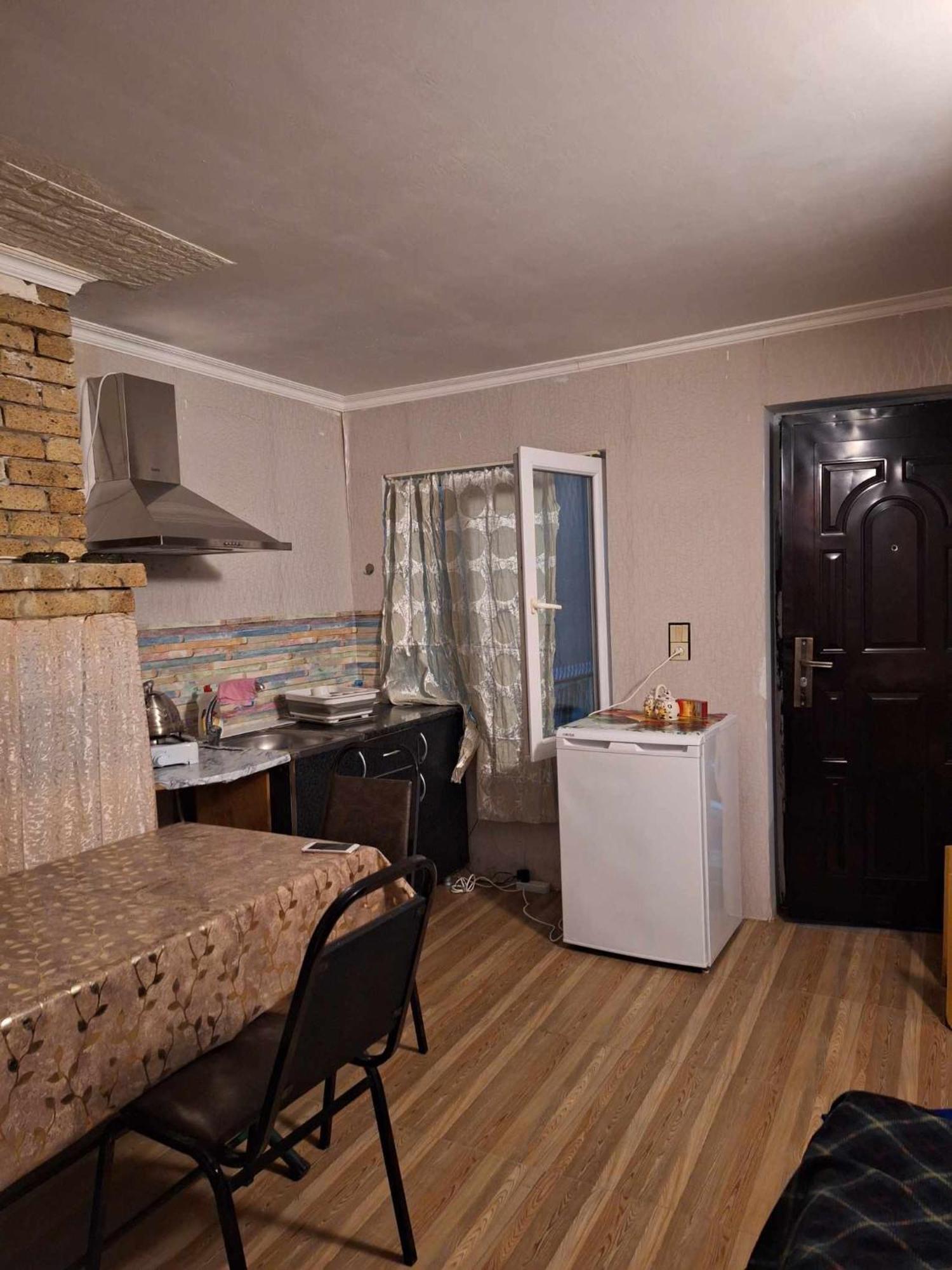 Lux-2-Or-1- Persons Irodion Evdoshvili Street #15 Кутаїсі Екстер'єр фото